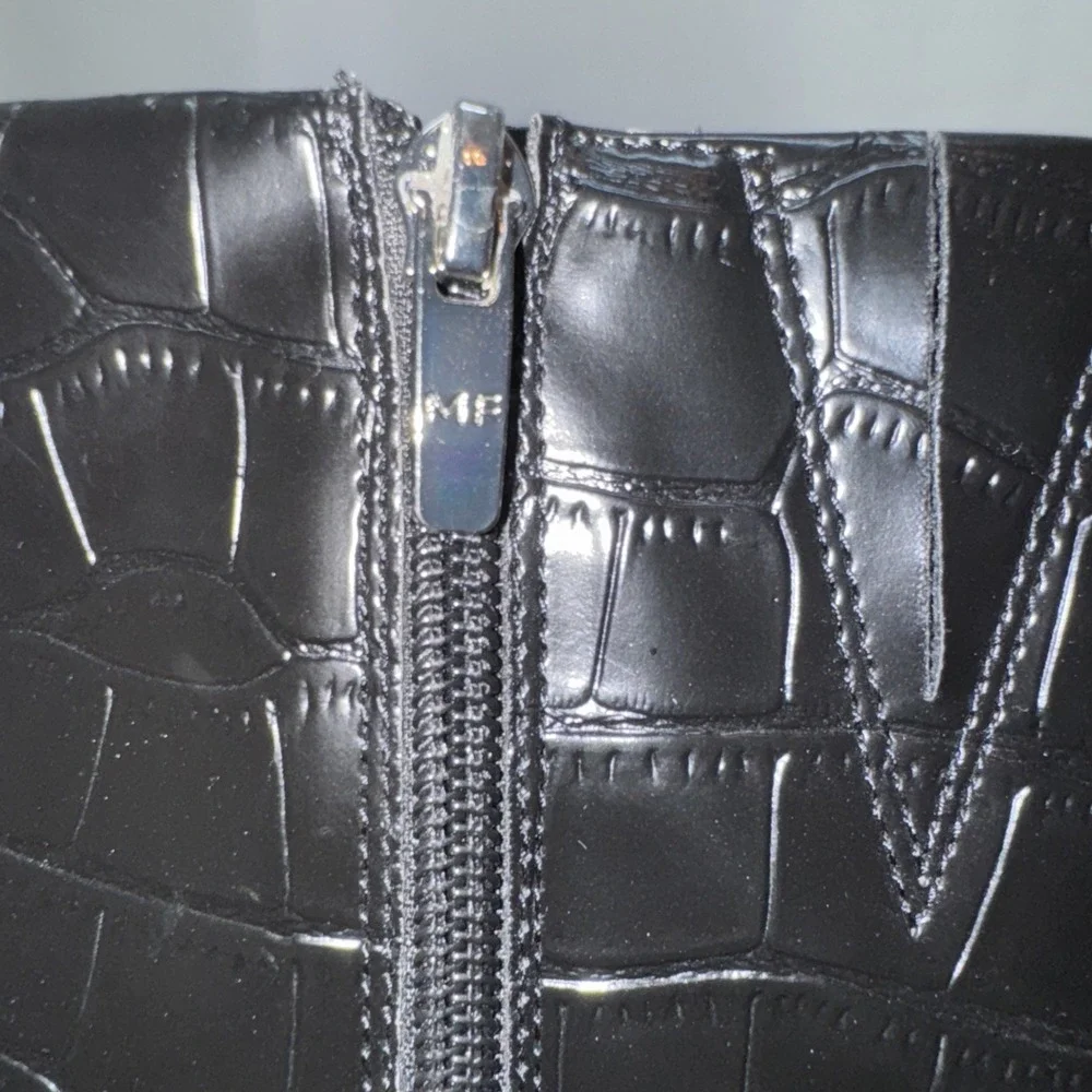 Marc Fisher Boots  Black Tall LTD‎ Giancarlo 2 Crocodile Women's sz 8.5